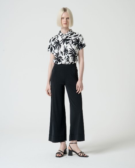 Cropped Straight Pants Black