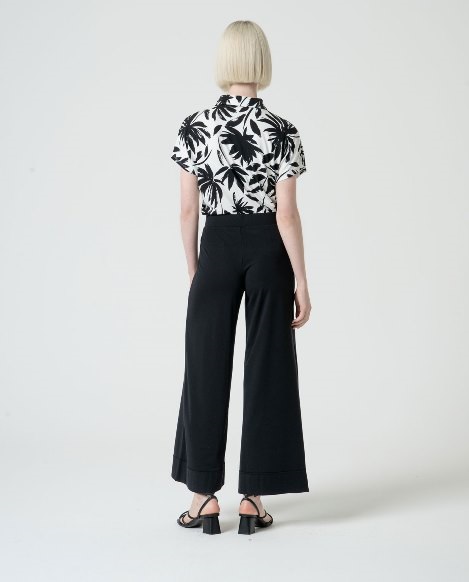 Cropped Straight Pants Black