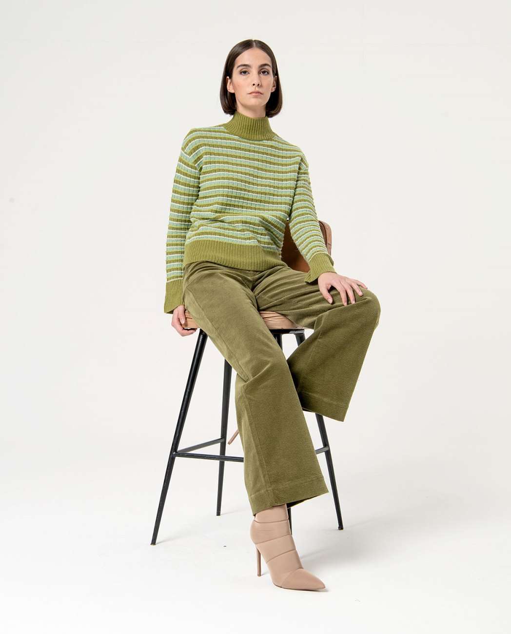 Flare Trousers With Pockets Green