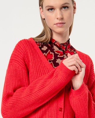 Short Cardigan V Neck Red