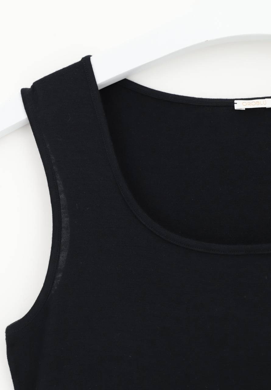 Pwerfect Line Cashmere Tank top Black